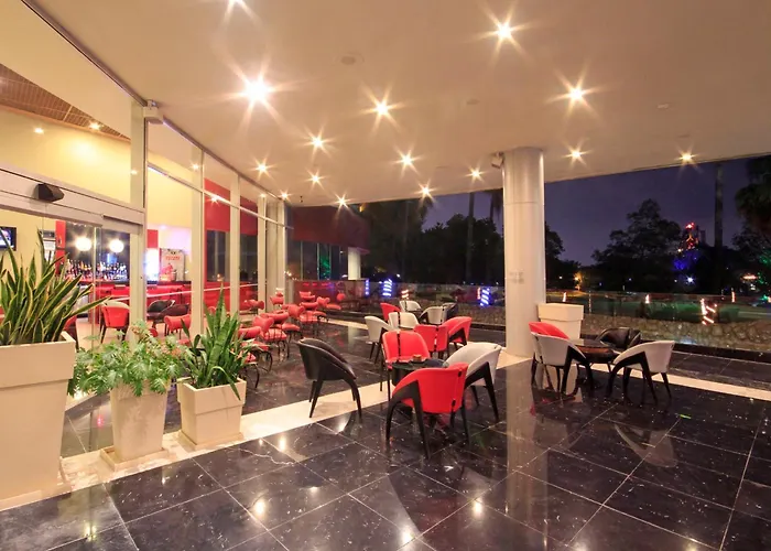 Holiday Inn Monterrey-Parque Fundidora By Ihg